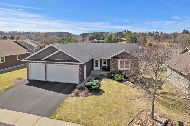 334 Kamloops Place, River Falls, WI 54022