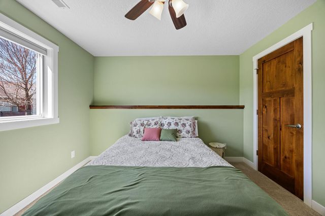 334 Kamloops Place, River Falls, WI 54022