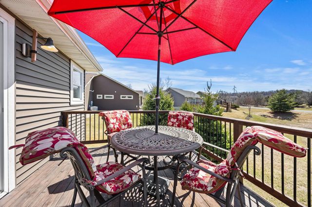 334 Kamloops Place, River Falls, WI 54022