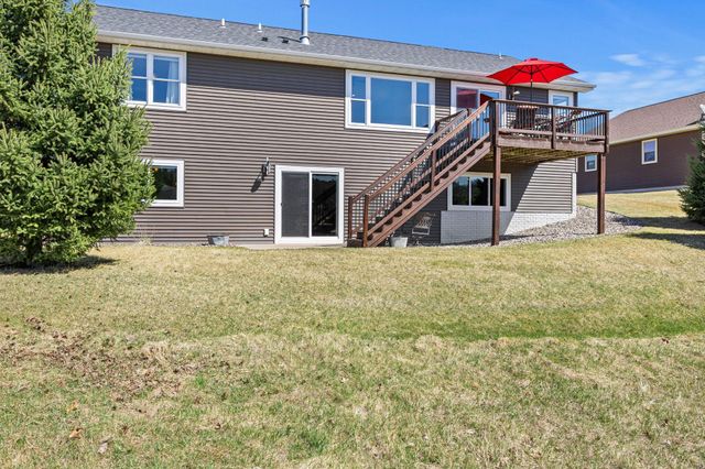 334 Kamloops Place, River Falls, WI 54022