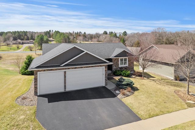 334 Kamloops Place, River Falls, WI 54022