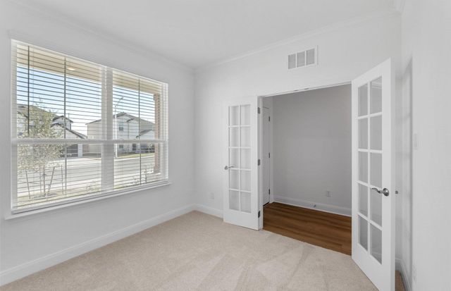 525 Madelines Meadow LN, Georgetown, TX 78626