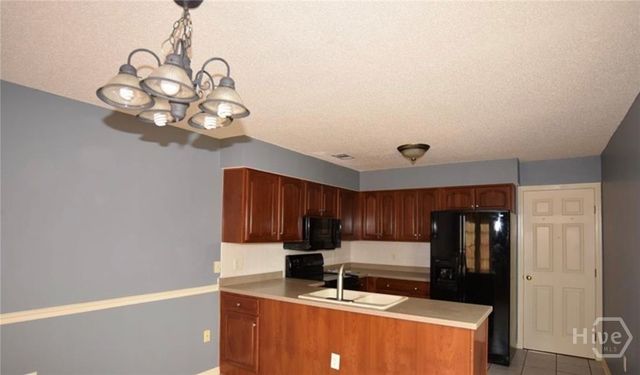 130 Shady Hill Circle, Richmond Hill, GA 31324