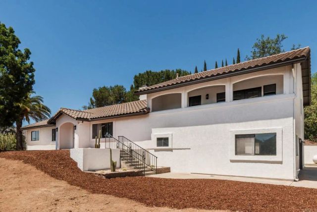 1650 Silver Tree Lane, Escondido, CA 92026