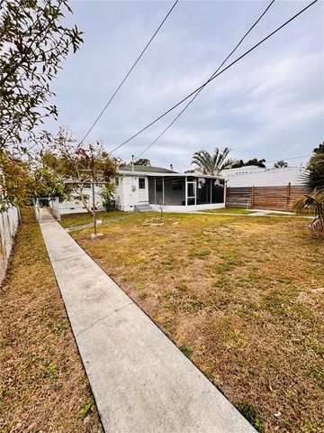 2837 18TH AVENUE N, St Petersburg, FL 33713