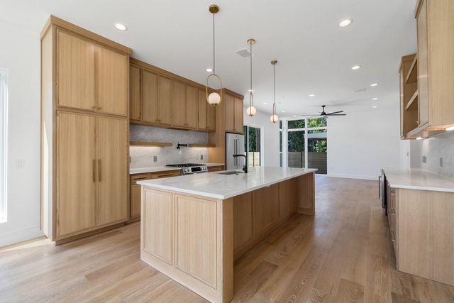 4806 Richmond Ave 1, Austin, TX 78745