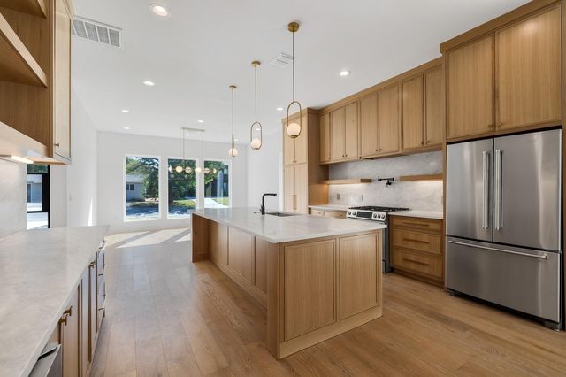 4806 Richmond Ave 1, Austin, TX 78745