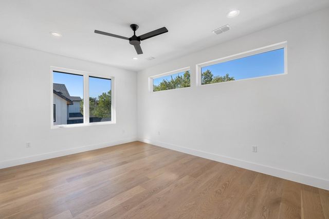 4806 Richmond Ave 1, Austin, TX 78745