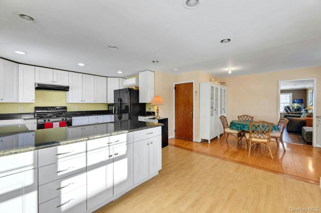 17 Klein Avenue, West Nyack, NY 10994