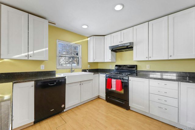 17 Klein Avenue, West Nyack, NY 10994