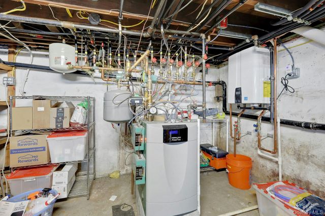 17 Klein Avenue, West Nyack, NY 10994