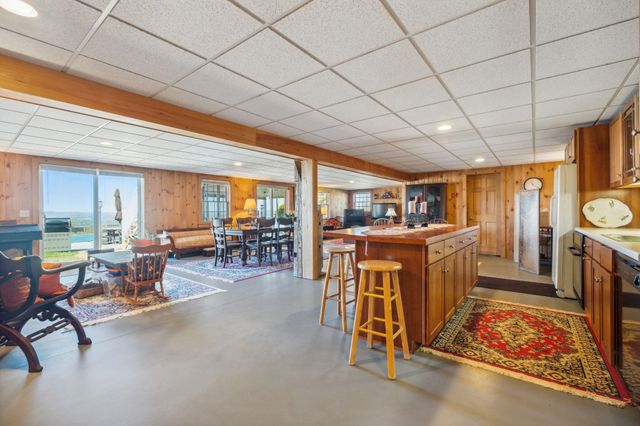 55 West View Drive, Peterborough, NH 03458
