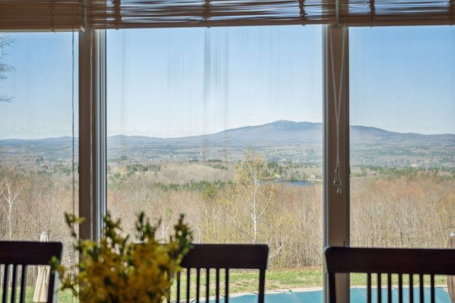 55 West View Drive, Peterborough, NH 03458