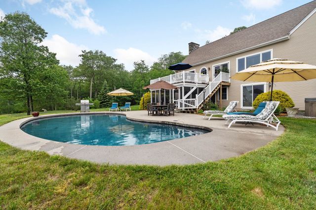 55 West View Drive, Peterborough, NH 03458