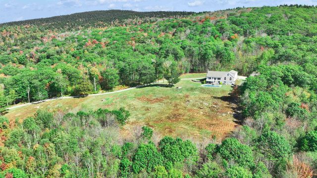 55 West View Drive, Peterborough, NH 03458