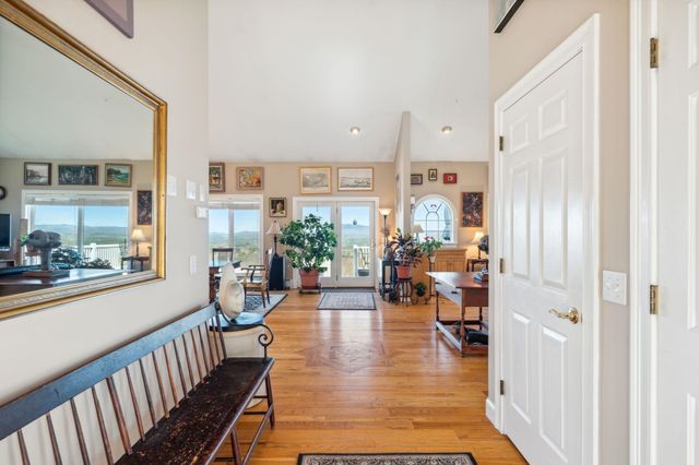 55 West View Drive, Peterborough, NH 03458