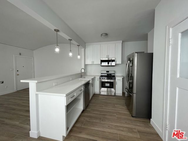 2600 Michigan Avenue, Los Angeles, CA 90033