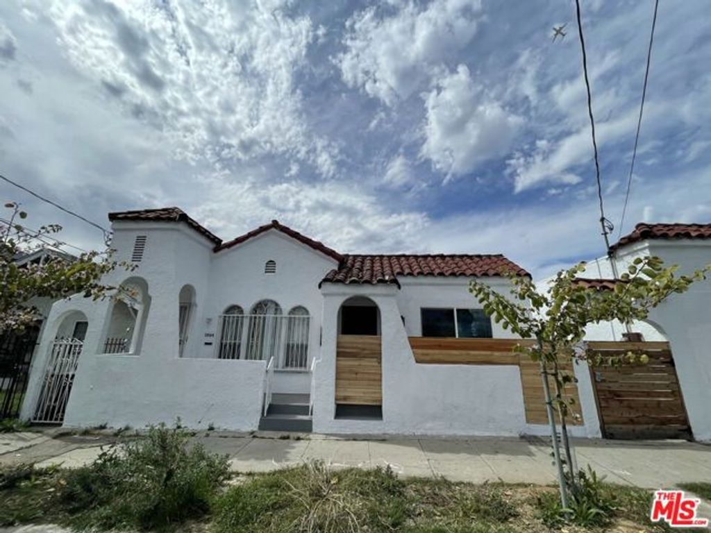 2600 Michigan Avenue, Los Angeles, CA 90033