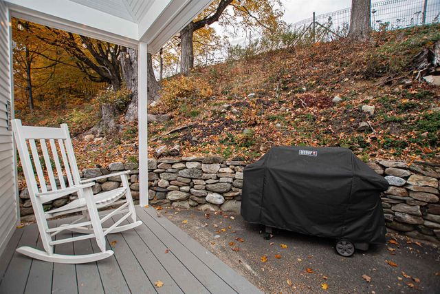 51 High Street, Ludlow, VT 05149