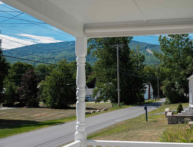 51 High Street, Ludlow, VT 05149