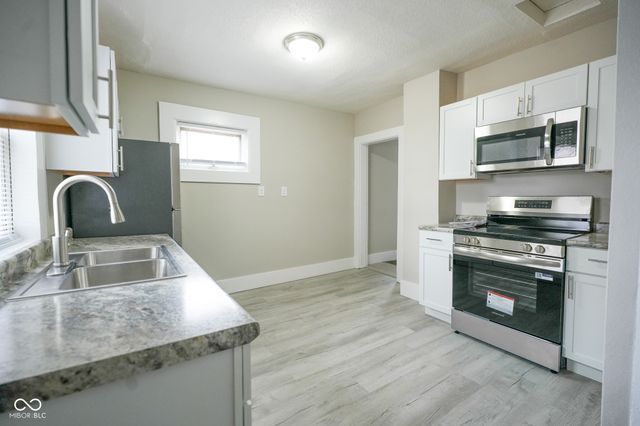 516 W 4th Street, Anderson, IN 46016