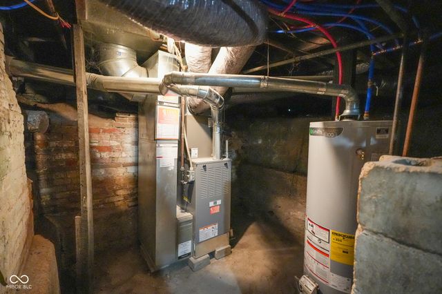 516 W 4th Street, Anderson, IN 46016