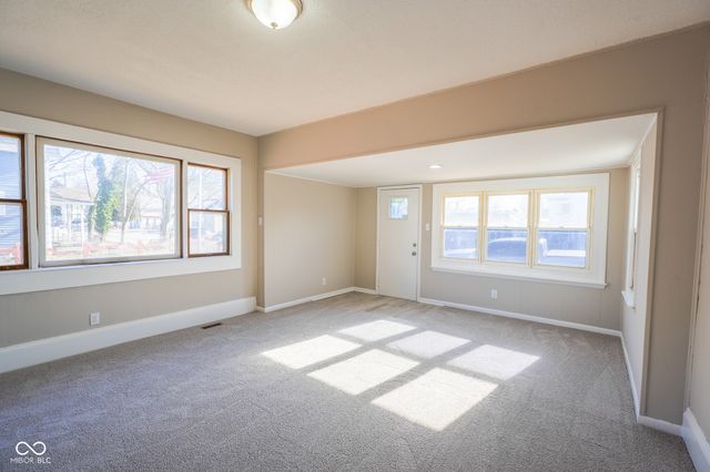 516 W 4th Street, Anderson, IN 46016