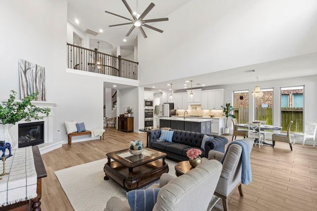 442 Patina Drive, Montgomery, TX 77316