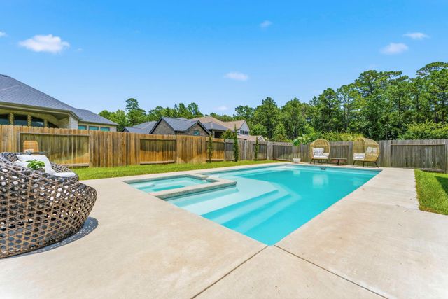 442 Patina Drive, Montgomery, TX 77316