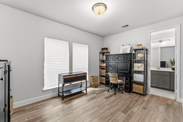 442 Patina Drive, Montgomery, TX 77316