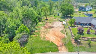 131 Hobbs Road, Rogers, AR 72756