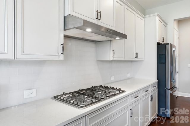 301 Hollyhock Drive, Matthews, NC 28104