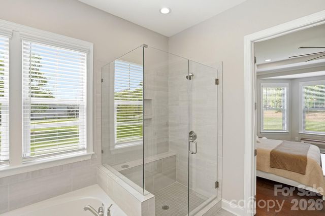 301 Hollyhock Drive, Matthews, NC 28104