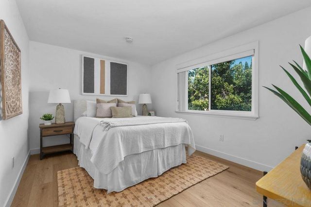 16394 Del Oro Cir 135, Huntington Beach, CA 92649