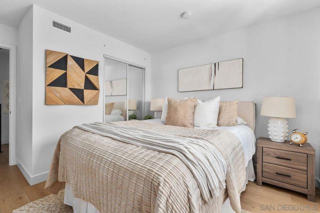 16394 Del Oro Cir 135, Huntington Beach, CA 92649
