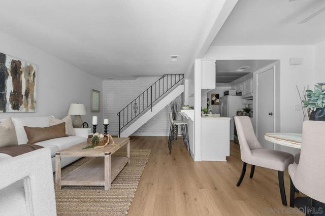 16394 Del Oro Cir 135, Huntington Beach, CA 92649