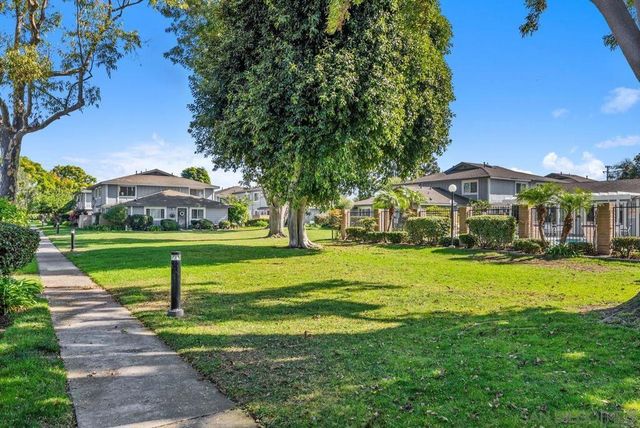 16394 Del Oro Cir 135, Huntington Beach, CA 92649