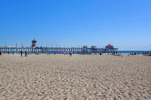 16394 Del Oro Cir 135, Huntington Beach, CA 92649
