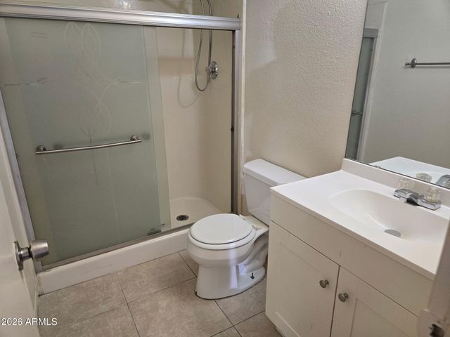 4413 W SHANGRI LA Road, Glendale, AZ 85304