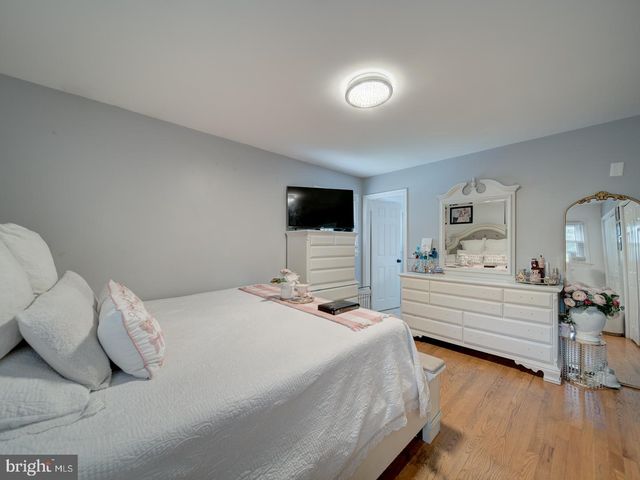 11286 LUCASVILLE RD, Manassas, VA 20112