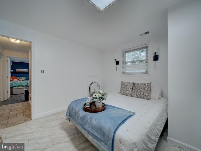11286 LUCASVILLE RD, Manassas, VA 20112