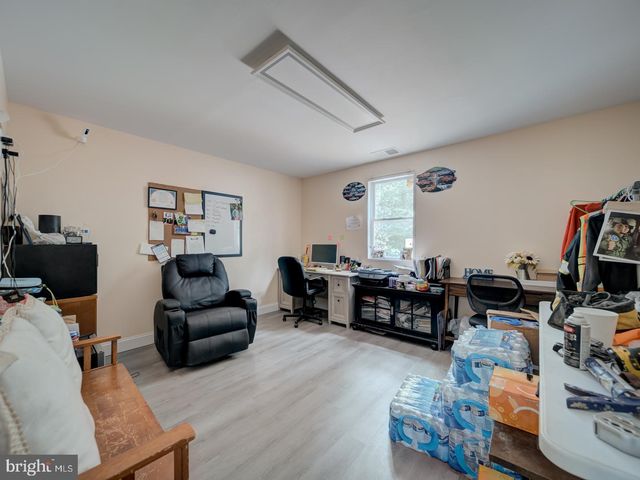 11286 LUCASVILLE RD, Manassas, VA 20112