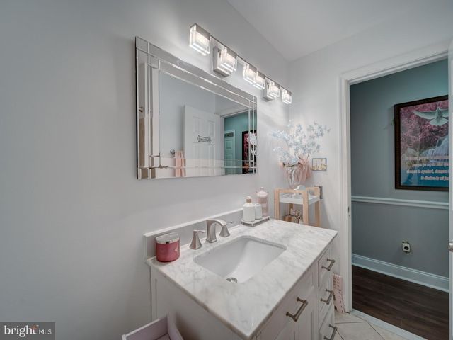 11286 LUCASVILLE RD, Manassas, VA 20112