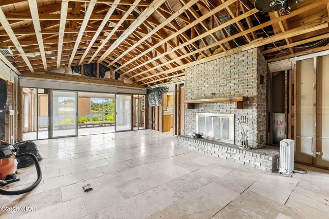 1803 E 9th Street, Lynn Haven, FL 32444