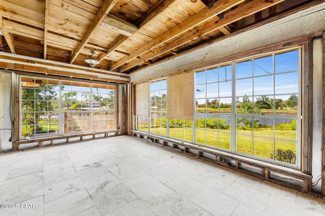 1803 E 9th Street, Lynn Haven, FL 32444