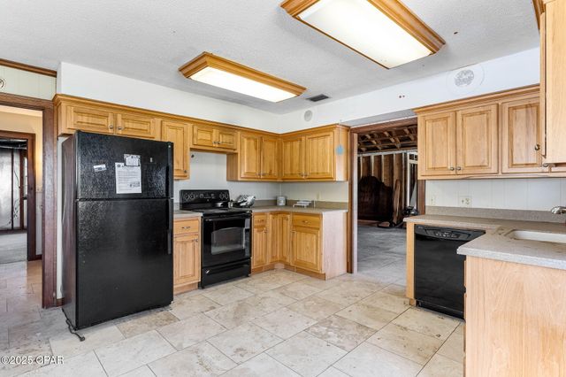 1803 E 9th Street, Lynn Haven, FL 32444