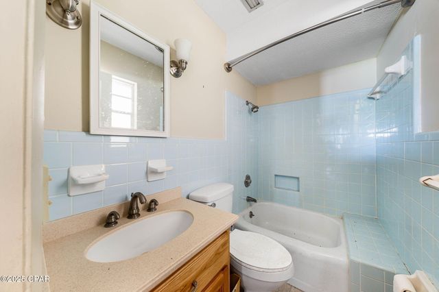 1803 E 9th Street, Lynn Haven, FL 32444