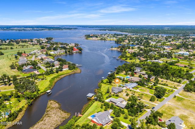 1803 E 9th Street, Lynn Haven, FL 32444
