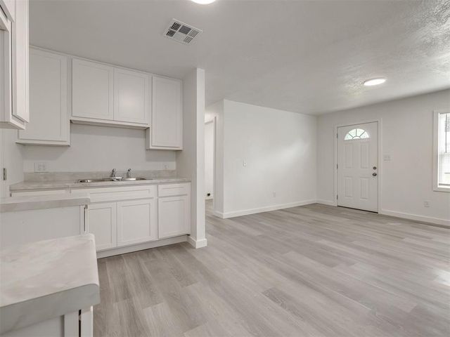 4029 SW 27th Street, Oklahoma City, OK 73108