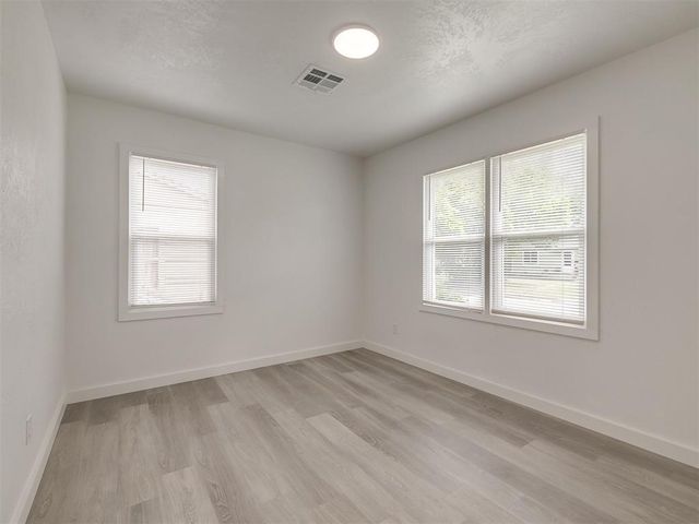 4029 SW 27th Street, Oklahoma City, OK 73108